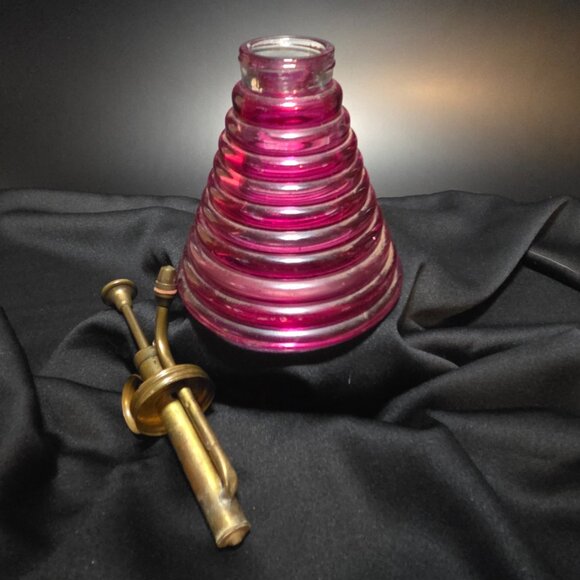 Fuchsia Glass Mister / Atomizer - Picture 3 of 3